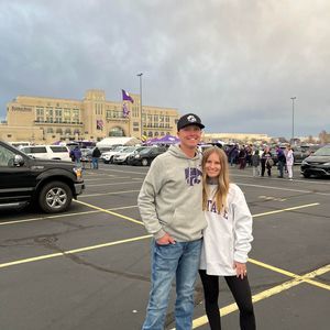 Meet your Posher, Kendra